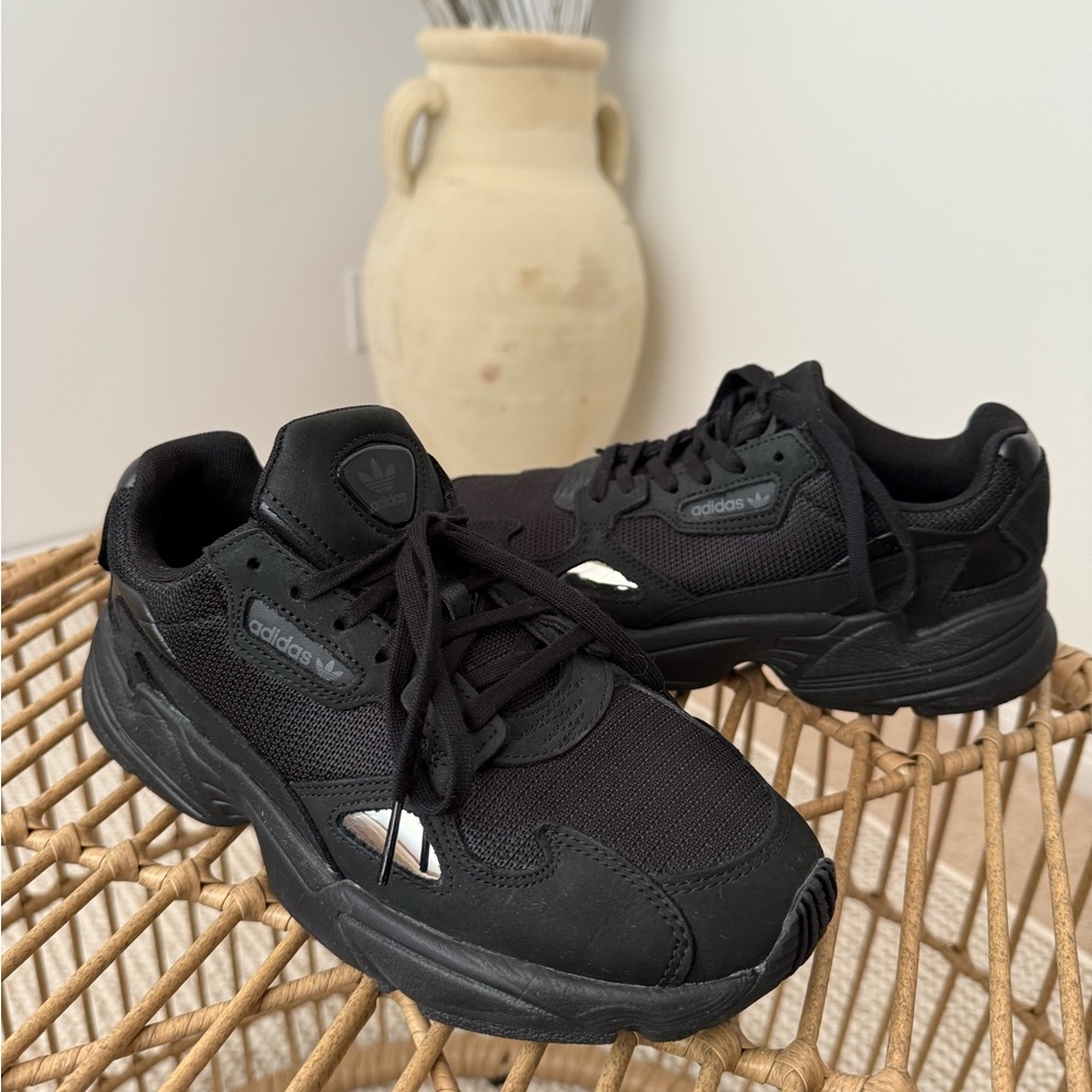 Adidas falcons